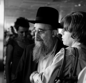 13 Varakozas a repteren Laszlo Maria felvetele.jpg