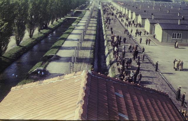 Color Photographs of Life in The First Nazi Concentration Camp, 1933 (9)