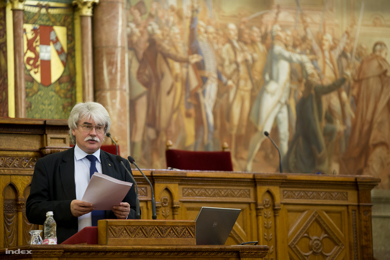 Szakály Sándor fotó Ajpek Orsolya