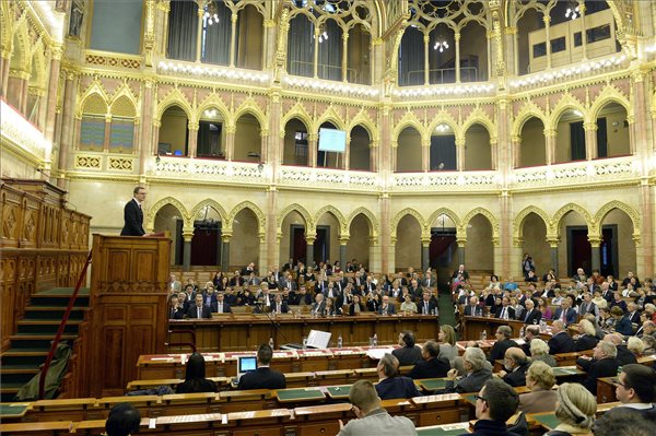 Embermentők konferencia 1 fotó Soós Lajos MTI