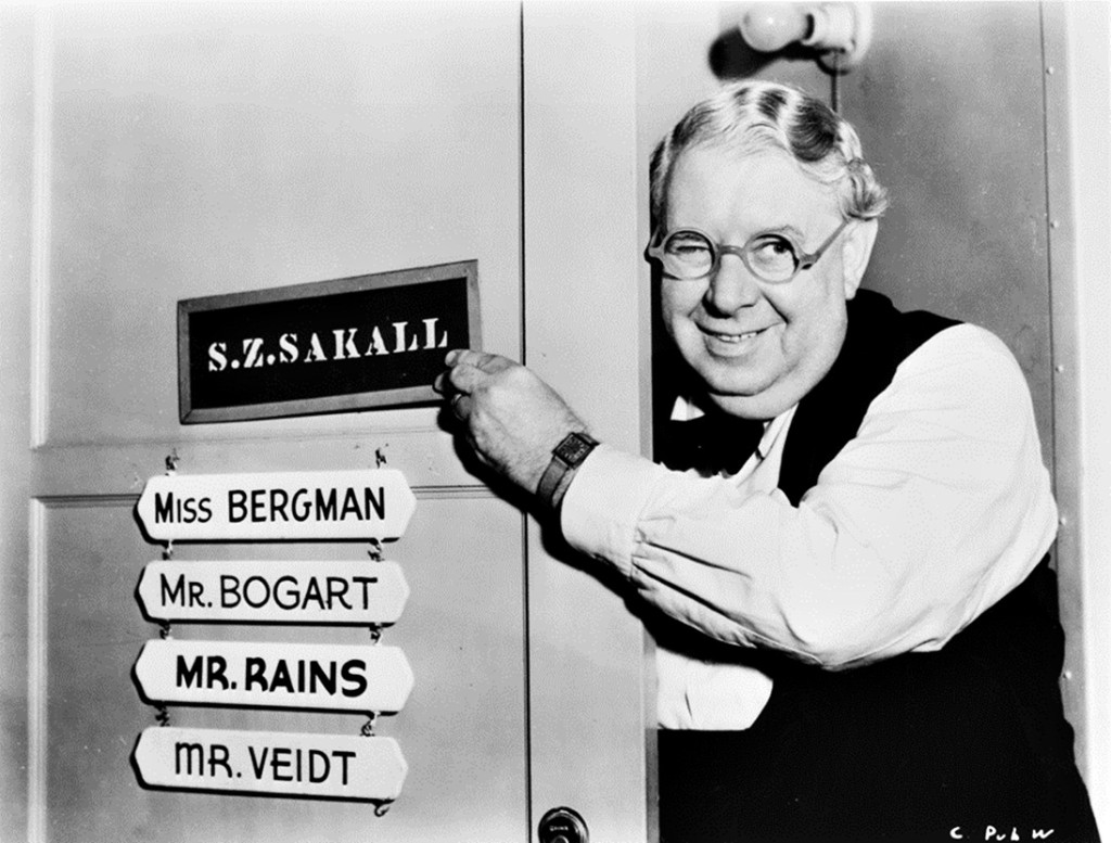 Casablanca (1942)werkfotó Gerõ Jenõ vagy Szõke Szakáll (Budapest, 1884. február 2. Los Angeles, 1955. február 12.) magyar kabarészerzõ és színész, aki Magyarország után Ausztriában, Németországban, majd az Amerikai Egyesült Államokban folytatta pályáját.