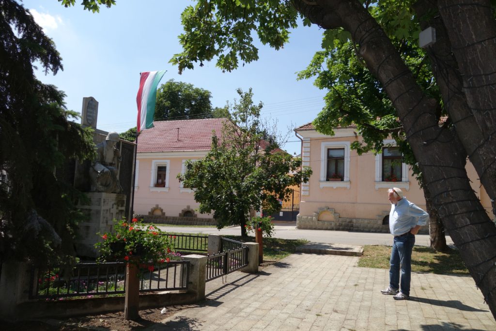 Obeliszk ma