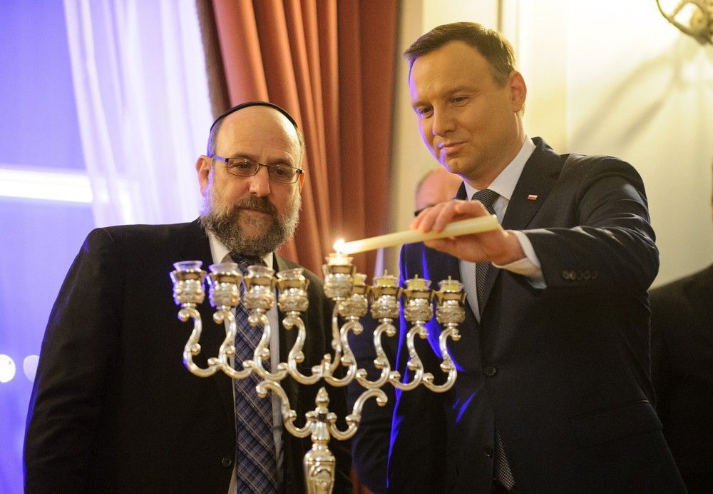 duda-hanukkah